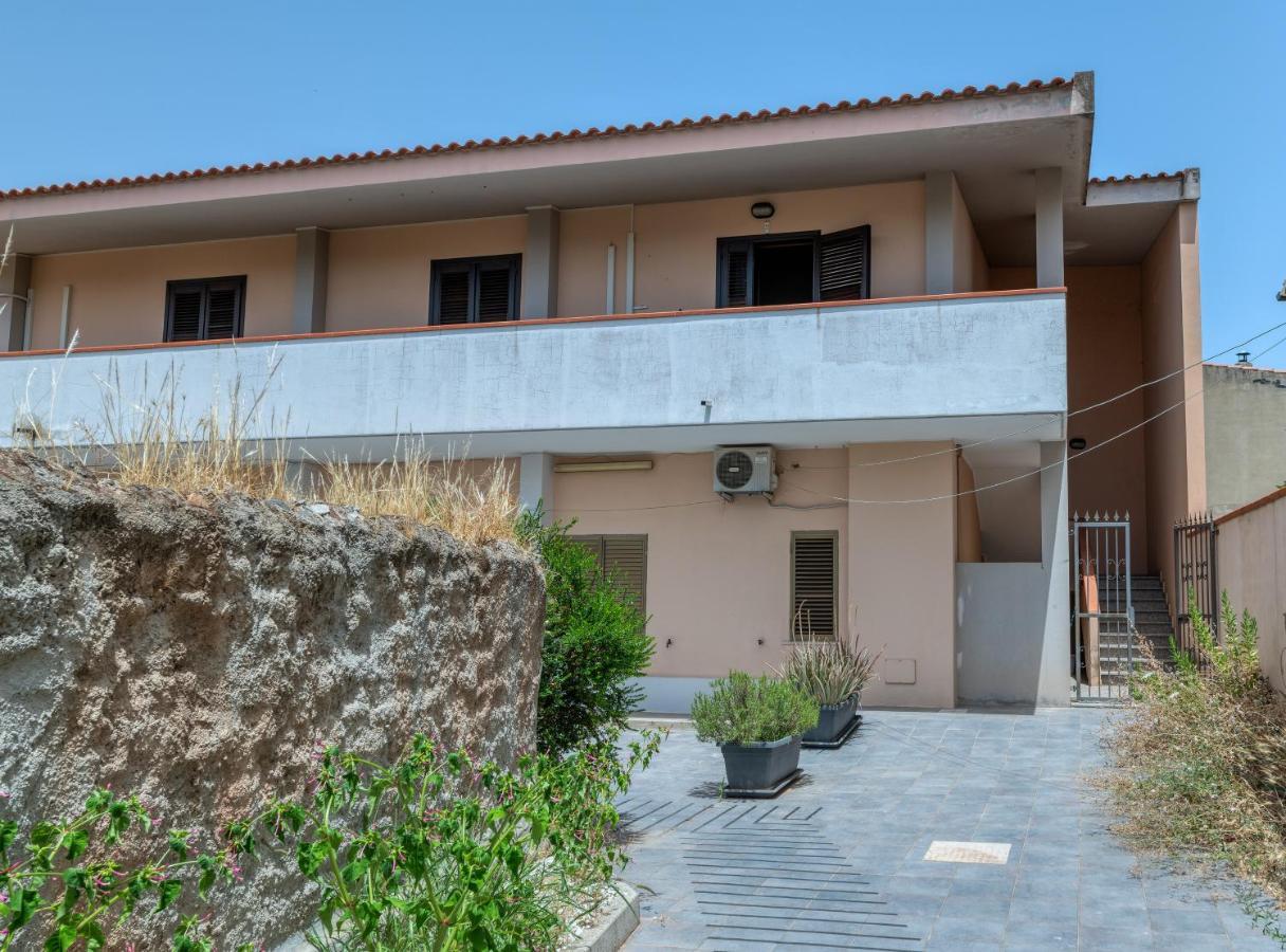 IzzHome Escape Villa San Pietro Exterior foto